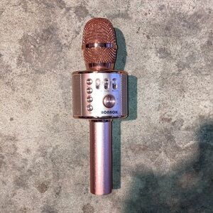 Bonaok microphone